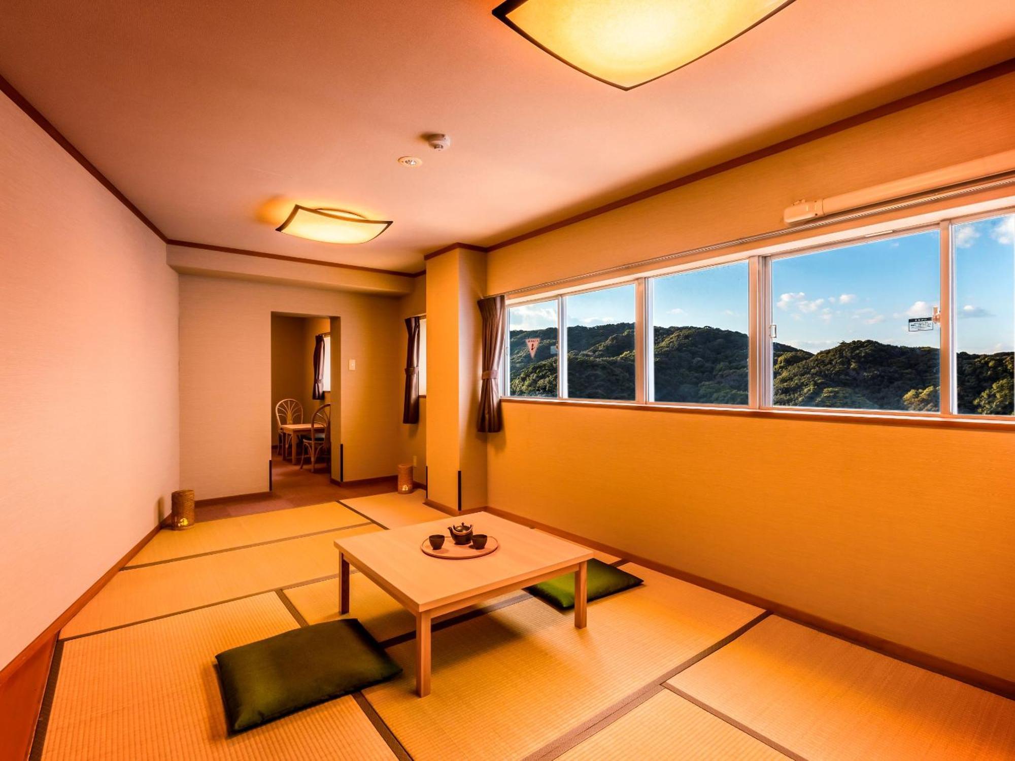 Yukai Resort Premium Toba Saichoraku Ruang foto