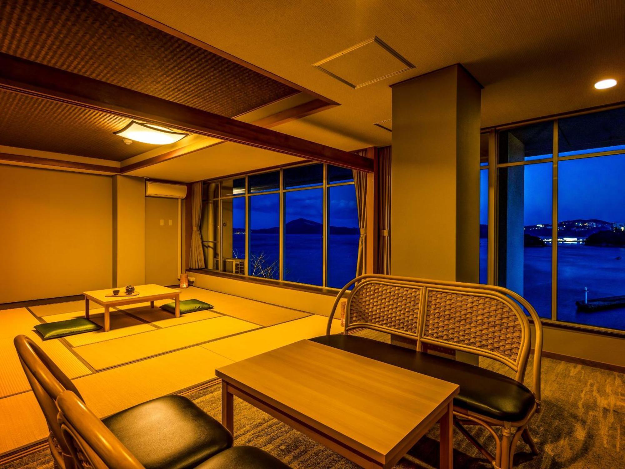 Yukai Resort Premium Toba Saichoraku Ruang foto